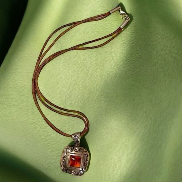 Retired Silpada Square Natural Amber Sterling Silver Slide Silpada Leather Cord - Picture 2 of 16